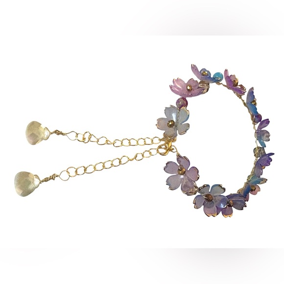 Fairy Bracelet with Wrapped Lucite Flowers, Jasper and Swarovski Crystal Dangles - Picture 7 of 8